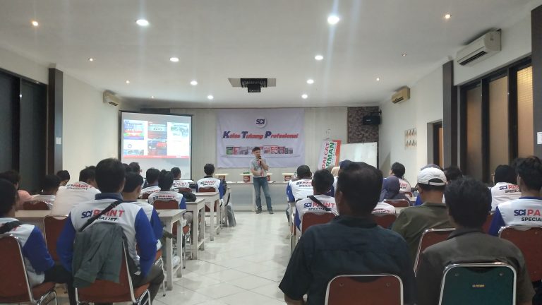 Pelatihan Kelas Tukang Profesional SCI Paint (Foto : Istimewa)