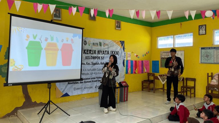 Sosialisasi Pengeloaan Sampah KKN 57 UIN SAIZU